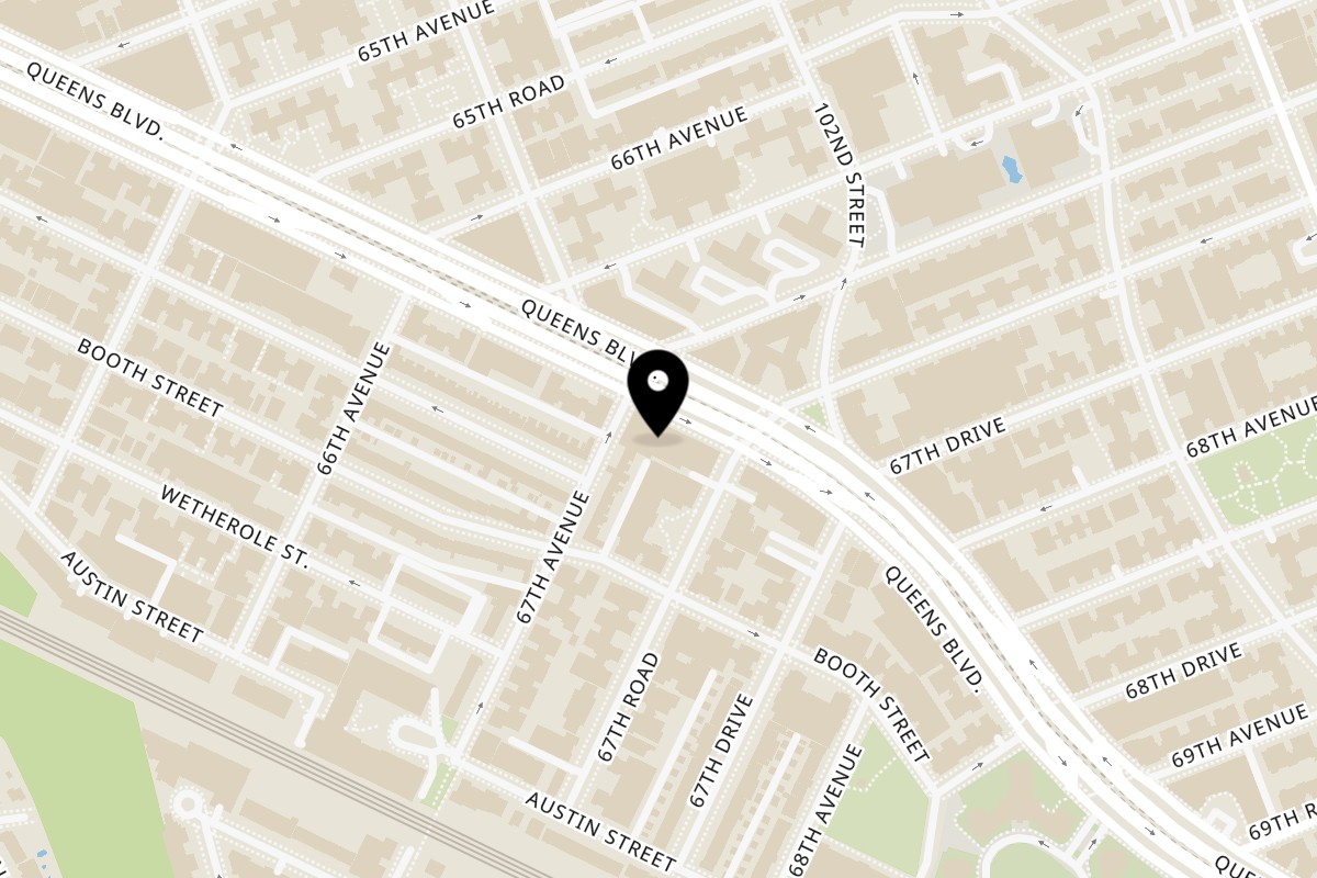 Map showing the location of Roast & Co on 100-12 Queens Blvd in Forest Hills